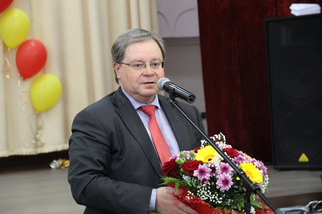 posledniy zvonok 004