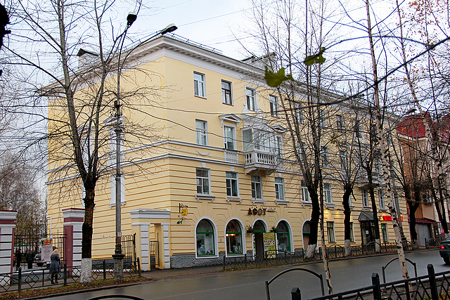 sovetskaya26 06