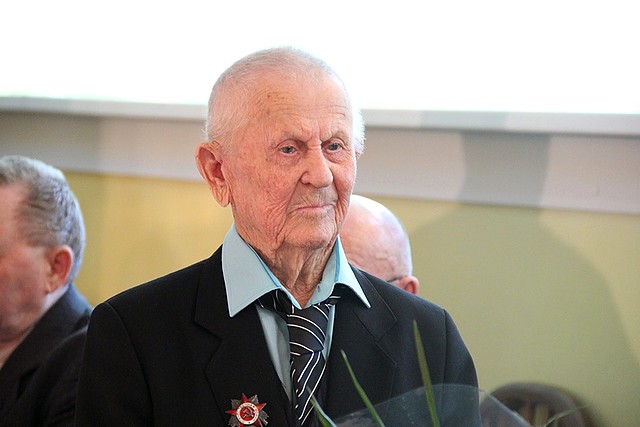 vet 003