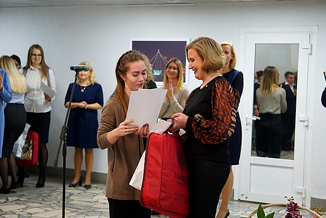 nagrazhdeniye volontery 05