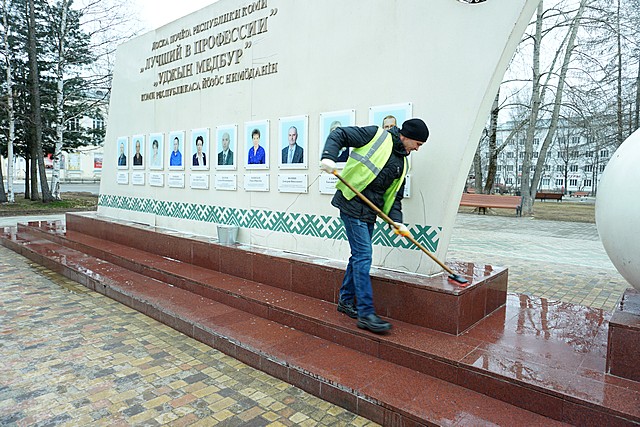 pomyvka pamyatnikov 05