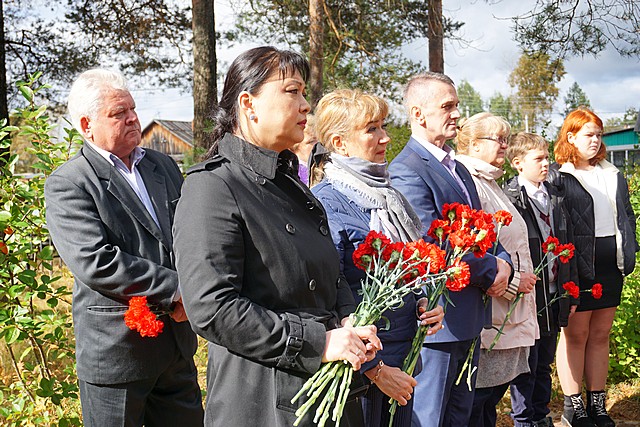 pamyatnik Lizy Chaikinoi 04