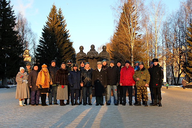 geroi otechestva vozlozheniye 06