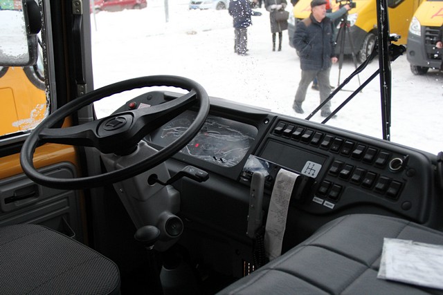 new bus02