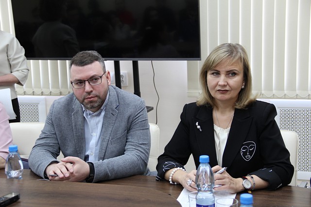 stolitsa glazami molodezhi 4