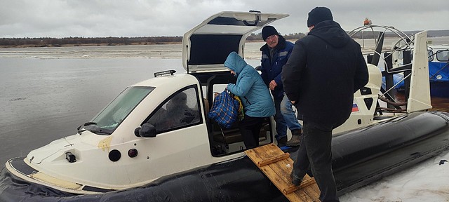 8perevozka ludey na pereprave Aleshino